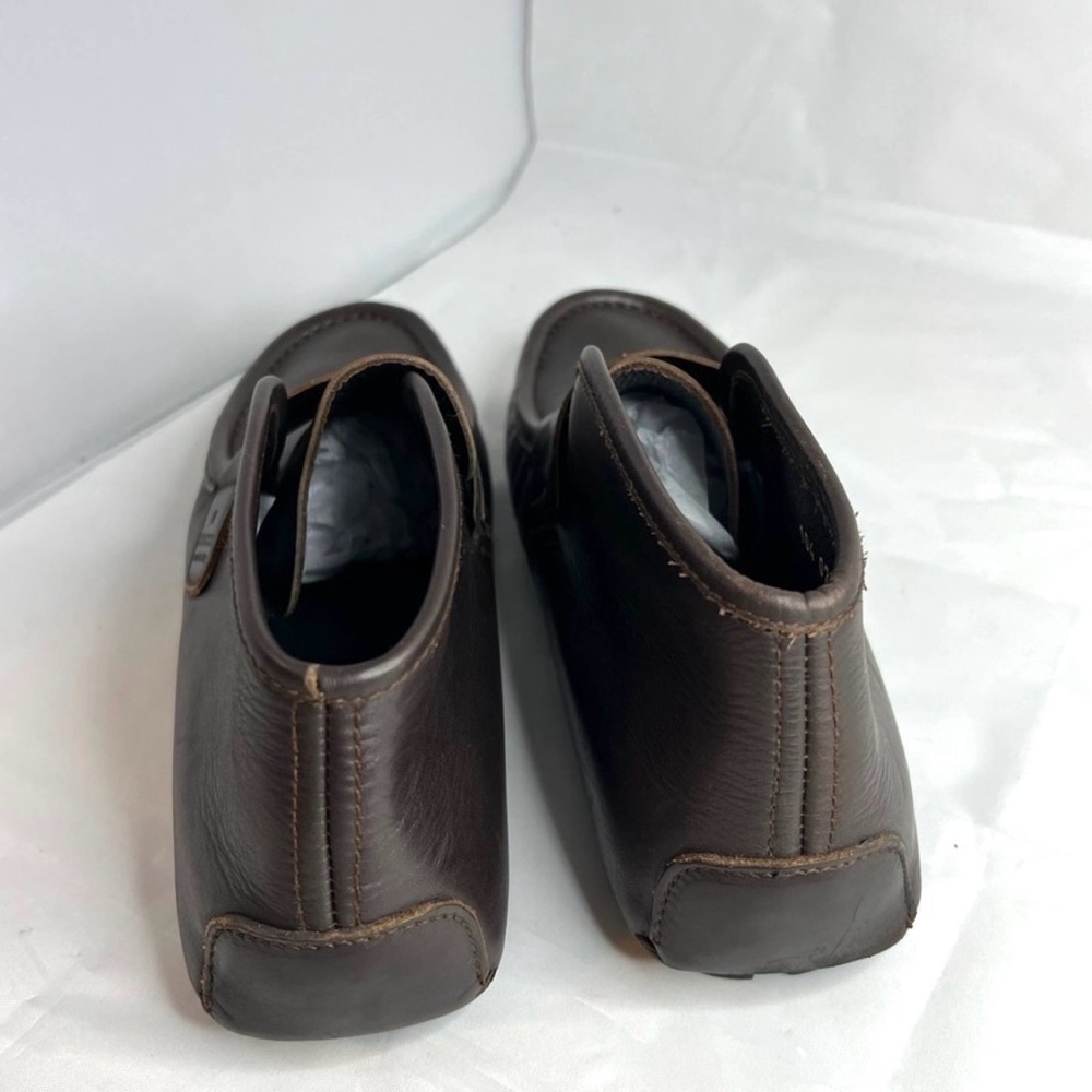 Gucci Italian Leather Loafers with Artisan Whipstitch Detail - Size 37.5 / 7.5 - Picture 7 of 11